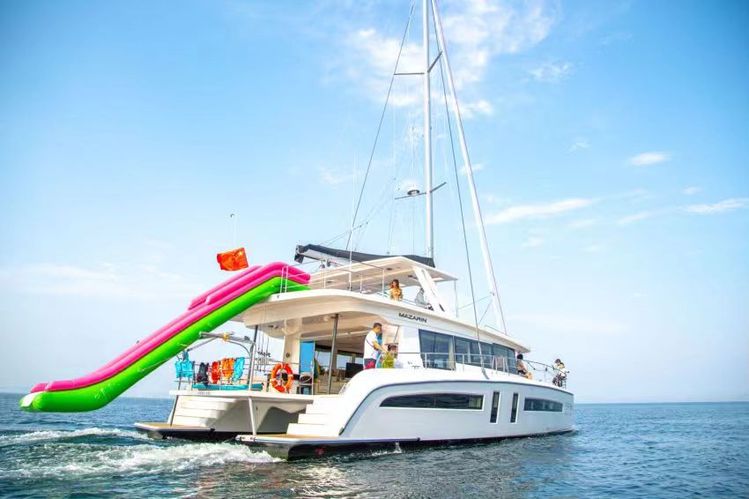 大连东港68尺超大双体游艇包船出海 - 爱企查" href="