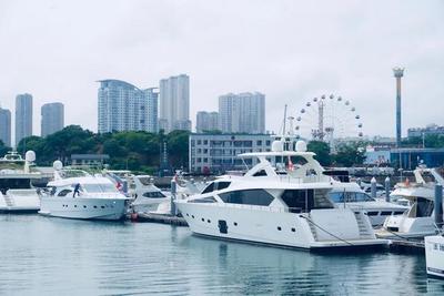 来二十四度的大连避暑,游艇出海太好玩了