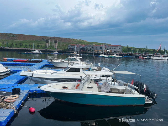 大连游艇出海钓鱼看日出赏日落