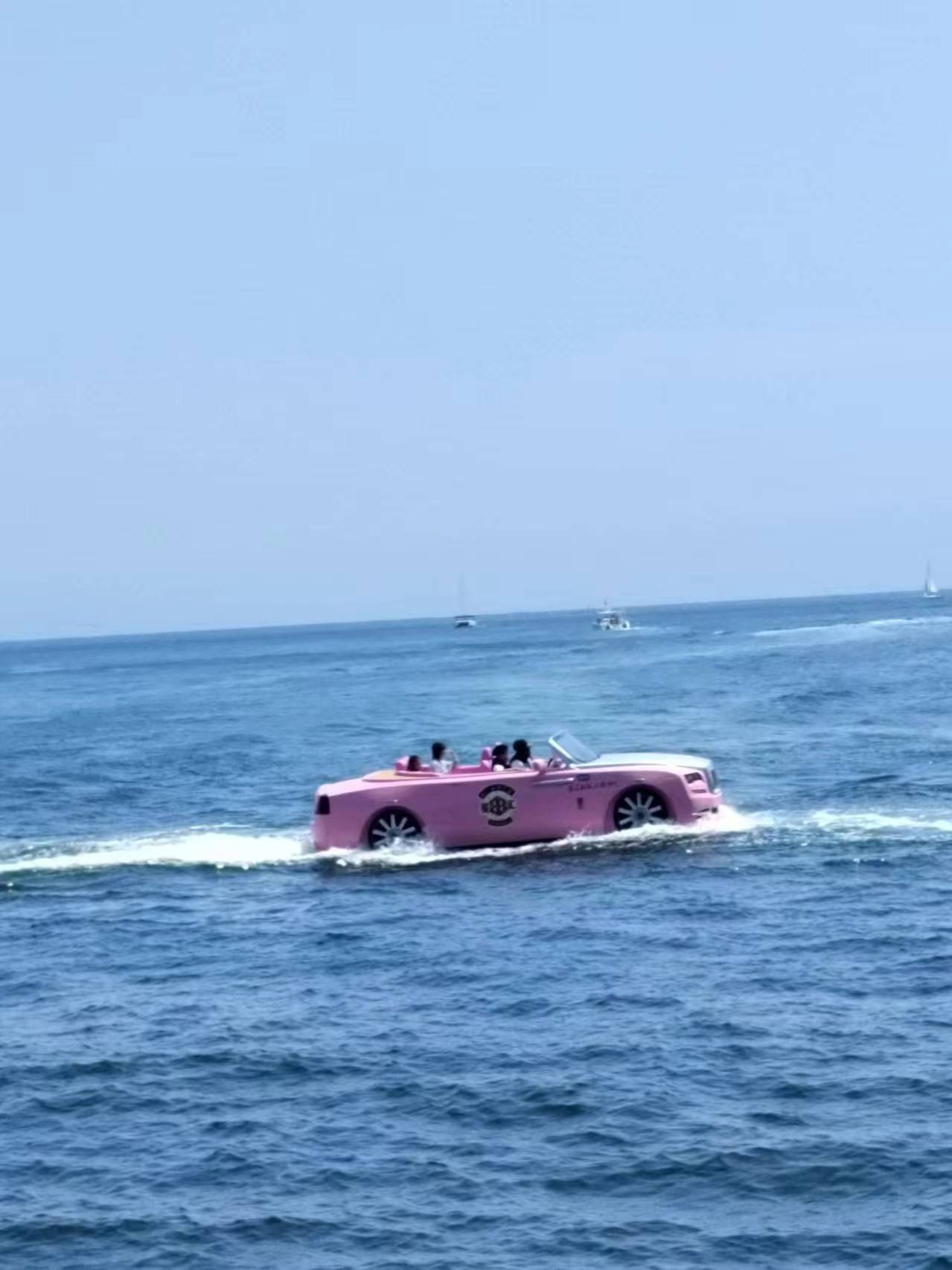 你以为这是外国？这里是大连东港游艇码头！